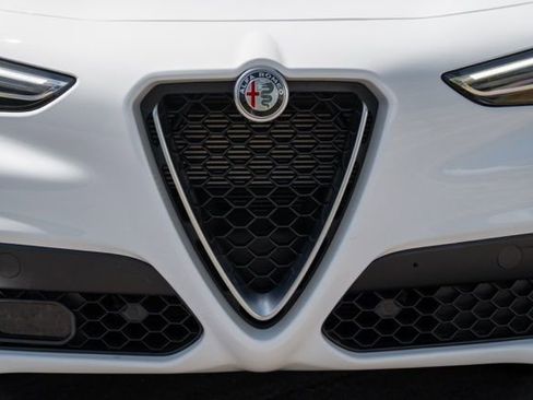 Used 2023 Alfa Romeo Stelvio Ti w/ Active Assist Plus Package AWD/4WD image 17