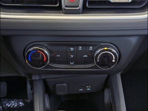 New 2026 Chevrolet TrailBlazer LS w/ LS Convenience Package AWD/4WD image 24