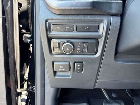 Used 2022 Ford F150 Platinum w/ Equipment Group 701A High AWD/4WD image 21