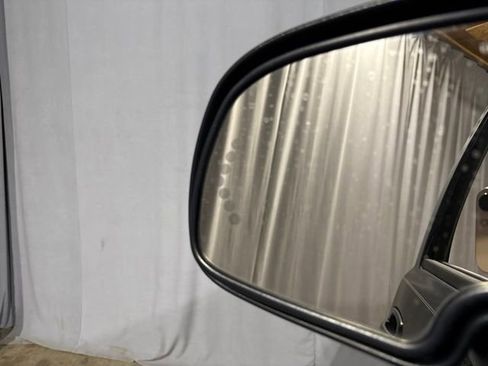 Used 2003 Chevrolet Tahoe LT AWD/4WD image 4