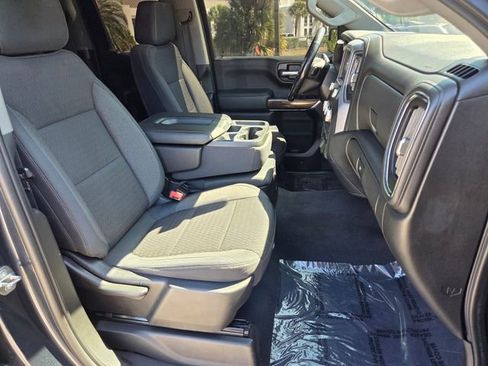 Used 2019 GMC Sierra 1500 SLE w/ SLE Value Package AWD/4WD image 15