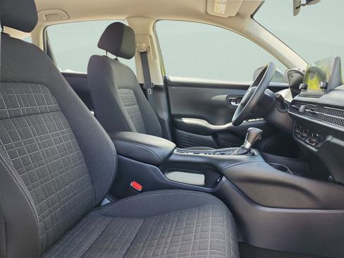 Used 2023 Honda HR-V LX image 18