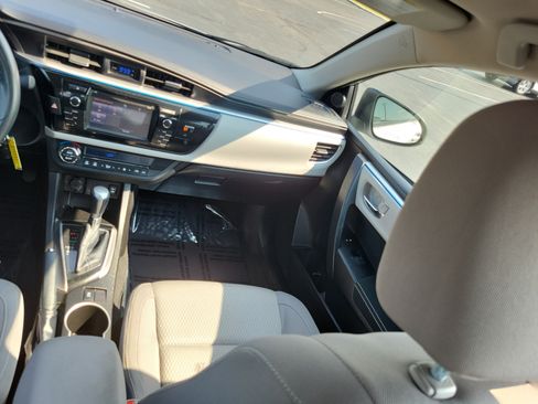 Used 2014 Toyota Corolla LE FWD image 15