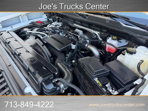 Used 2024 Chevrolet Silverado 3500 LT w/ Convenience Package AWD/4WD image 56