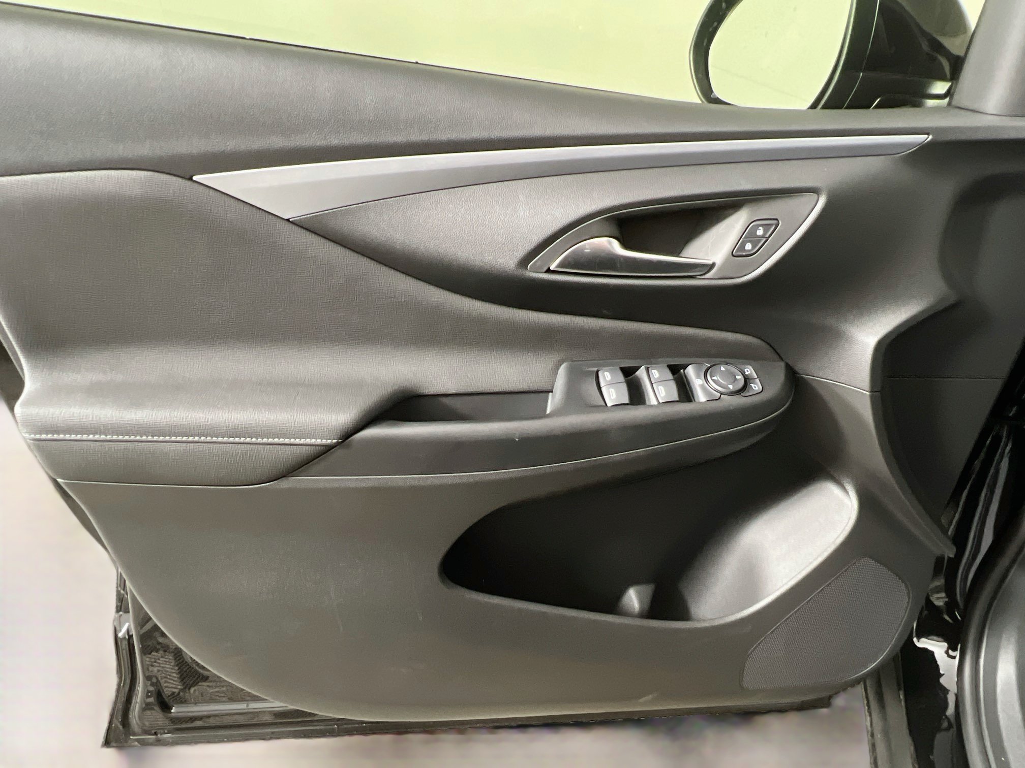 New 2026 Buick Envista Sport Touring w/ Convenience I Package FWD image 29