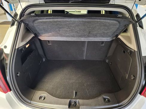 Used 2022 Buick Encore Preferred w/ Safety Package FWD image 15