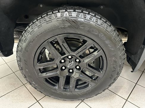 Certified 2026 Chevrolet Silverado 1500 High Country w/ Midnight Edition image 18