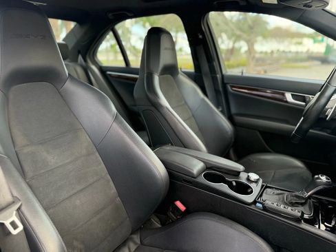Used 2014 Mercedes-Benz C 63 AMG Sedan image 22
