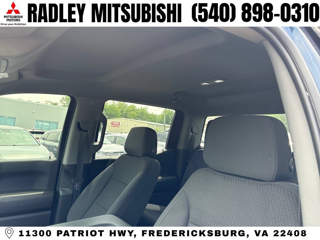 Used 2022 Chevrolet Silverado 1500 Custom w/ LPO, Dark Essentials Package AWD/4WD image 2