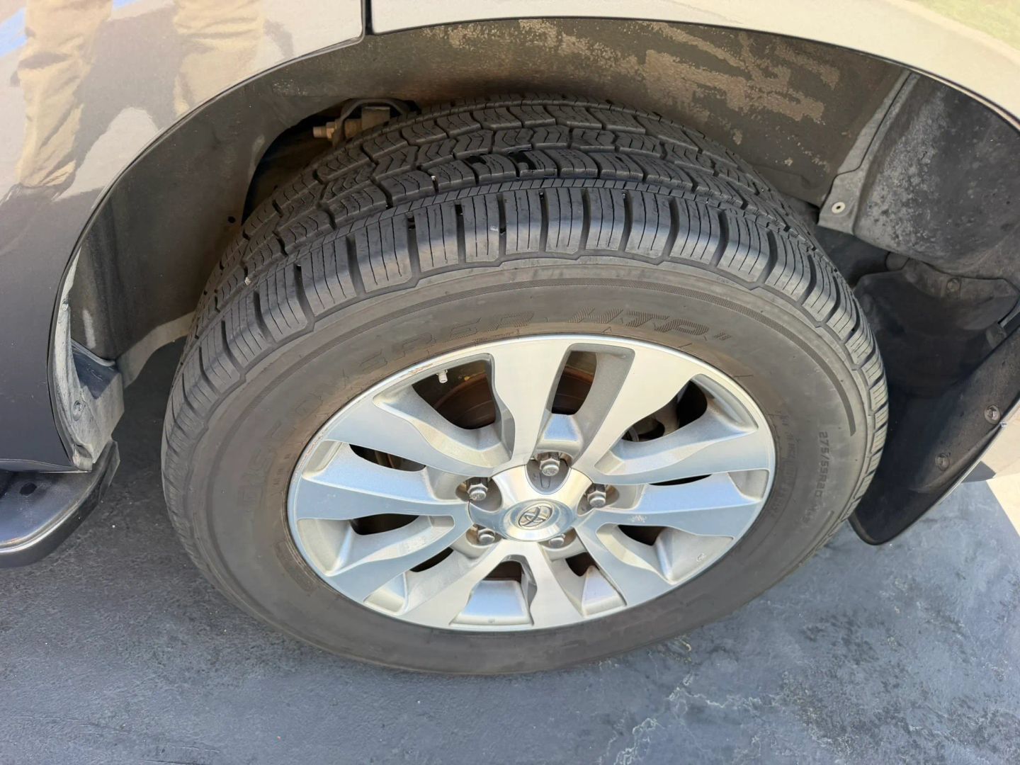 Used 2016 Toyota Sequoia Limited w/ Safety & Convenience Package AWD/4WD image 34