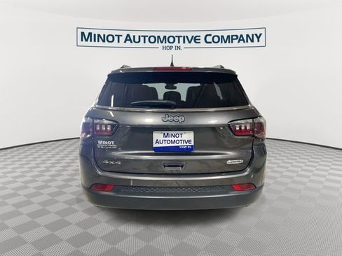 Used 2024 Jeep Compass Latitude AWD/4WD image 7