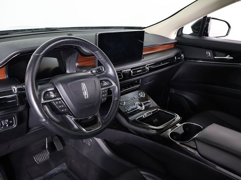 Used 2023 Lincoln Nautilus Reserve AWD/4WD image 29