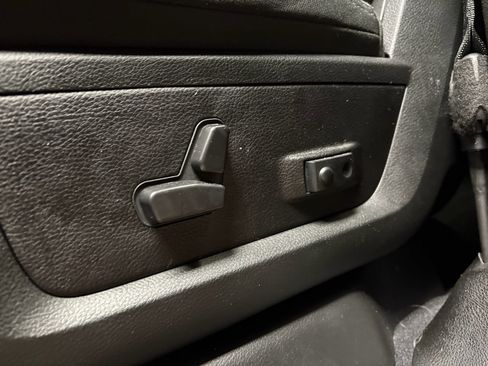 Used 2024 RAM 2500 Big Horn w/ Bed Utility Group image 14