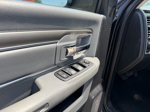 Used 2015 RAM 2500 SLT AWD/4WD image 10
