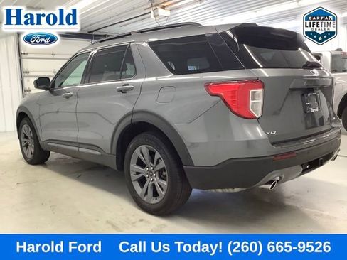 Used 2023 Ford Explorer XLT w/ Equipment Group 202A AWD/4WD image 4