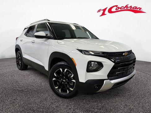 Certified 2023 Chevrolet TrailBlazer LT w/ LPO, Blackout Package image 1