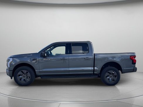 New 2025 Ford F150 Lightning Flash AWD/4WD image 6