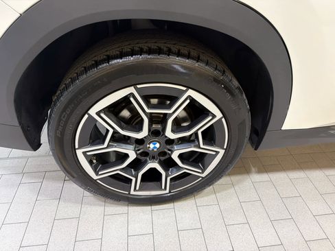 Certified 2025 BMW X2 xDrive28i w/ Convenience Package AWD/4WD image 7