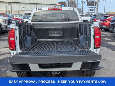 Used 2021 Chevrolet Colorado LT w/ Fleet Safety Package image 7