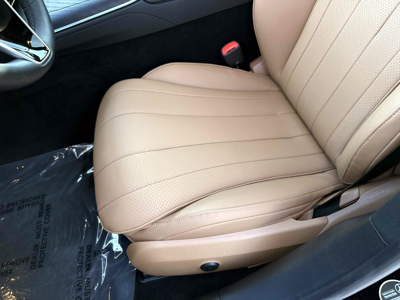Used 2024 Mercedes-Benz E 350 4MATIC Sedan image 19