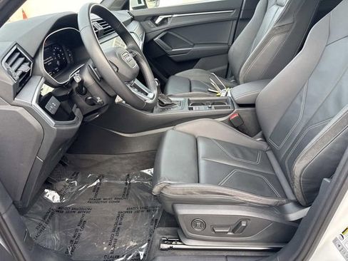 Used 2023 Audi Q3 2.0T Premium image 15