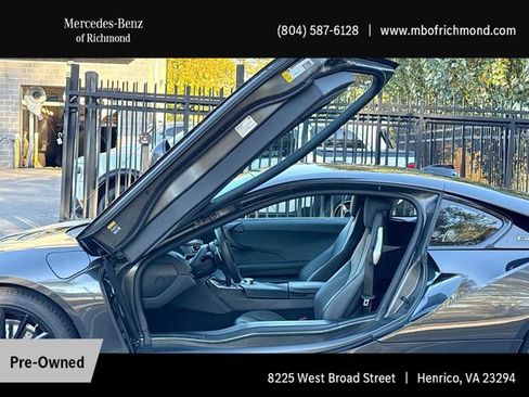 Used 2019 BMW i8 Coupe image 12