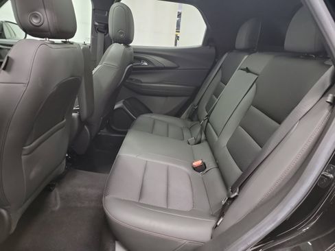 Used 2021 Chevrolet TrailBlazer RS w/ Sun and Liftgate Package image 28