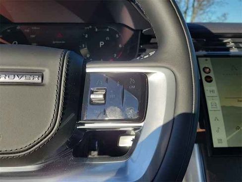 New 2025 Land Rover Range Rover SE image 29