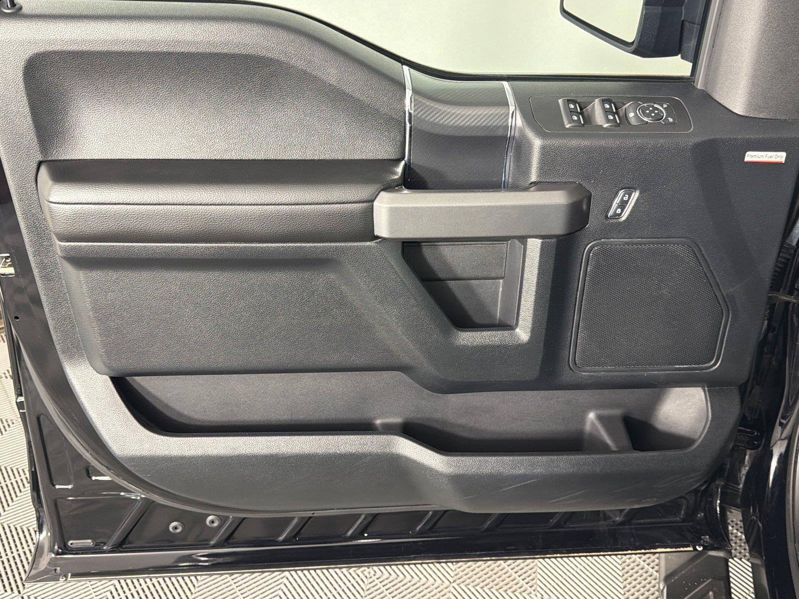 Used 2018 Ford F150 XLT w/ Equipment Group 302A Luxury AWD/4WD image 10