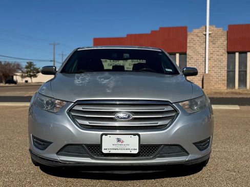 Used 2014 Ford Taurus Limited image 2