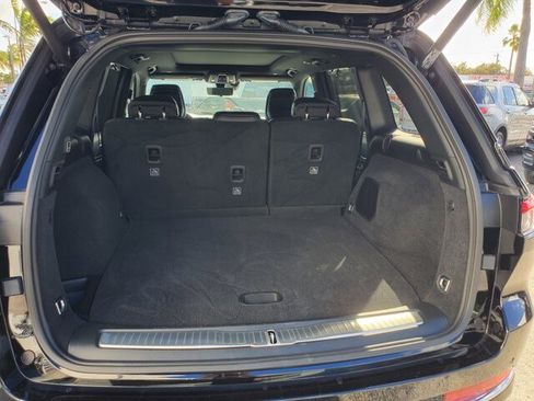 Used 2025 Jeep Grand Cherokee Overland w/ Adv Protech Group III image 13