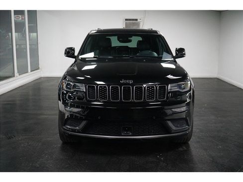 Used 2018 Jeep Grand Cherokee High Altitude image 2