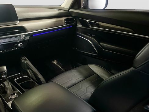 Used 2022 Kia Telluride SX w/ SX Prestige Package image 24