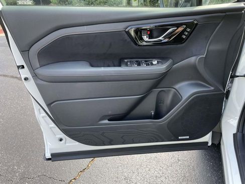 New 2026 Subaru Forester Touring image 15