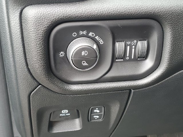 Used 2026 RAM 1500 Laramie w/ Night Edition AWD/4WD image 9