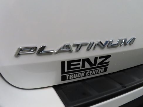 Used 2025 Ford Explorer Platinum w/ LUX Leather Package AWD/4WD image 59