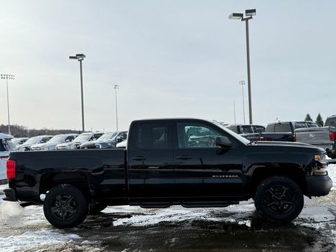 Used 2018 Chevrolet Silverado 1500 W/T image 31