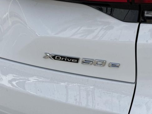Used 2024 BMW X5 xDrive50e image 36