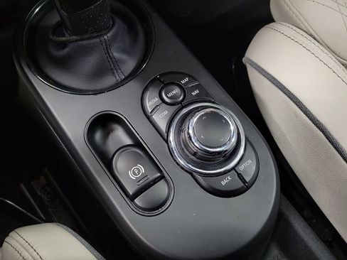 Used 2023 MINI Cooper SE image 16