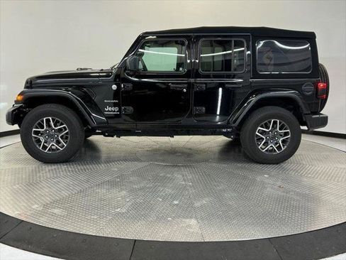 Certified 2024 Jeep Wrangler Sahara w/ Technology Group image 4