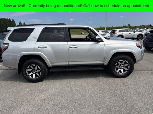 Used 2024 Toyota 4Runner TRD Off-Road Premium AWD/4WD image 3