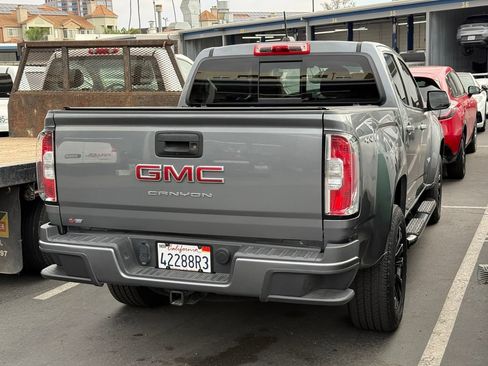 Used 2022 GMC Canyon Elevation w/ Elevation Premium Package AWD/4WD image 16