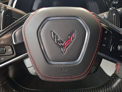 Used 2023 Chevrolet Corvette Z06 RWD image 18