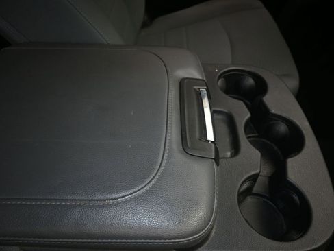 Used 2019 RAM 1500 Express AWD/4WD image 27