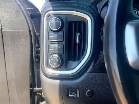 Used 2020 Chevrolet Silverado 1500 RST w/ Texas Edition AWD/4WD image 36