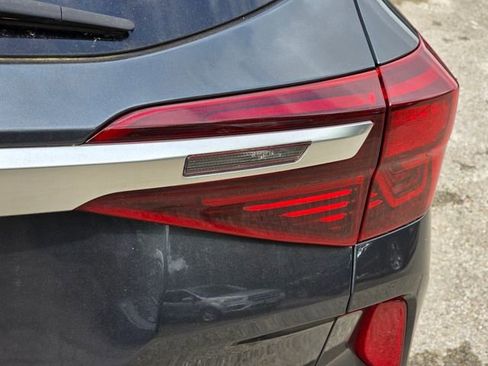 Used 2023 Kia Seltos S image 8