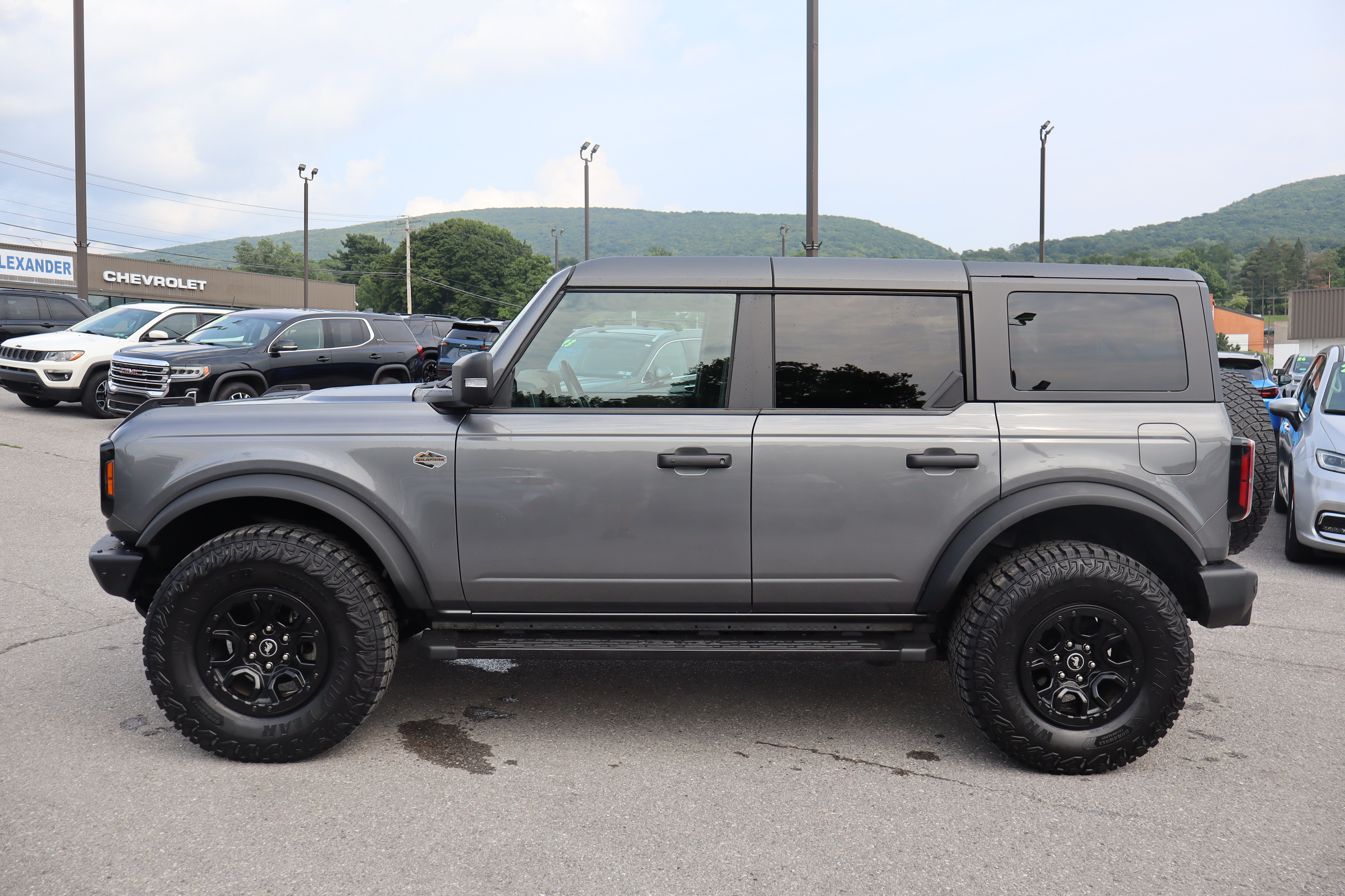 Used 2024 Ford Bronco Wildtrak AWD/4WD image 7