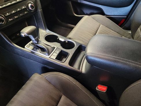 Used 2020 Kia Sportage LX FWD image 26