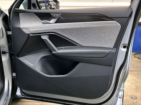 New 2026 Volkswagen Tiguan S image 27