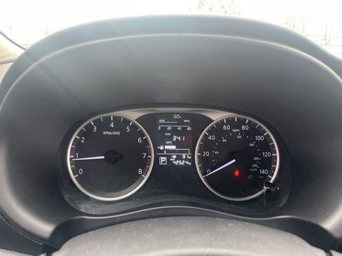 Used 2024 Nissan Kicks S image 28